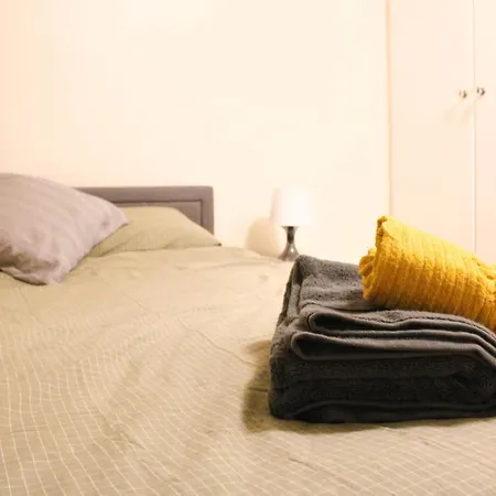 Apartment 2 Bed Clan House *